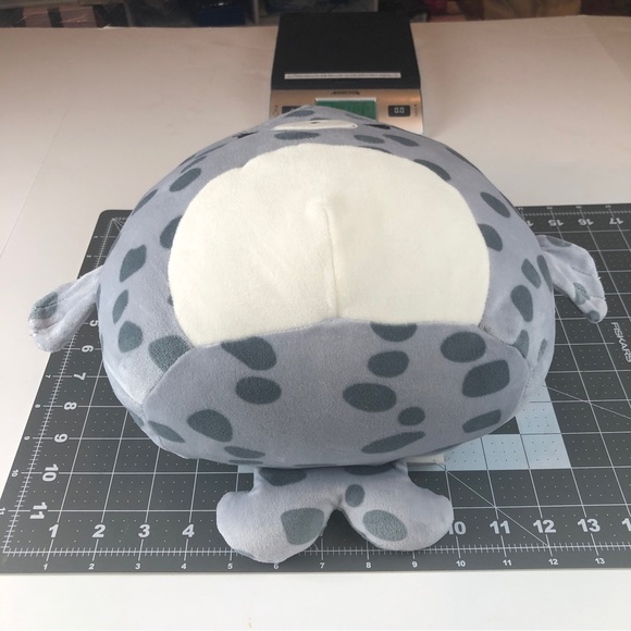 Kellytoy Squishmallow Odile-Isis Spotted Gray/Dark Gray Seal Plush 2022 - Picture 9 of 10